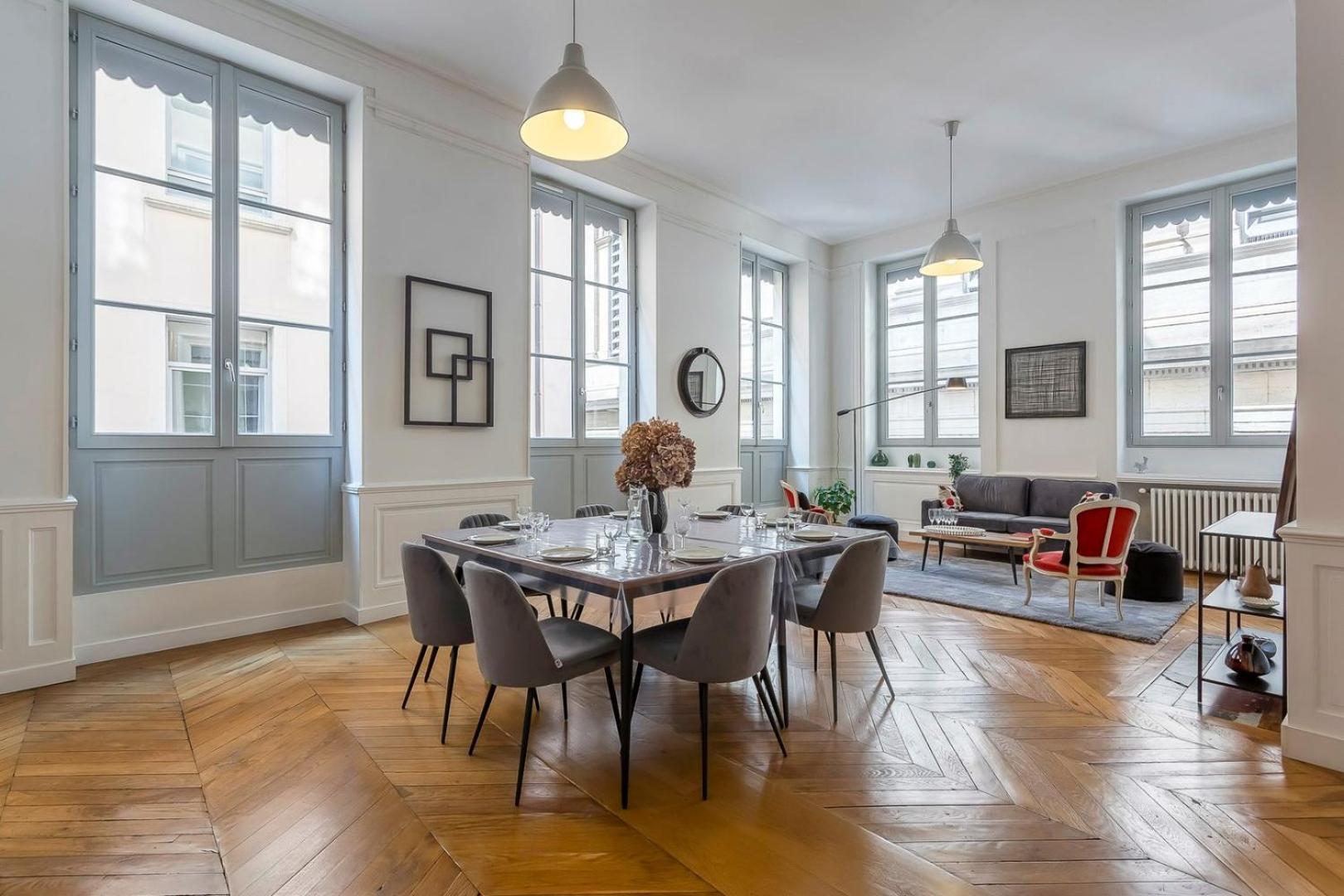 Charlie-Meublee Haut De Gamme-Duplex-260M2-Lyon 1 Buitenkant foto