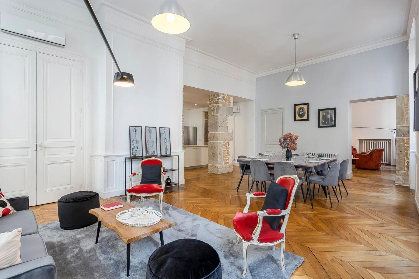 Charlie-Meublee Haut De Gamme-Duplex-260M2-Lyon 1 Buitenkant foto