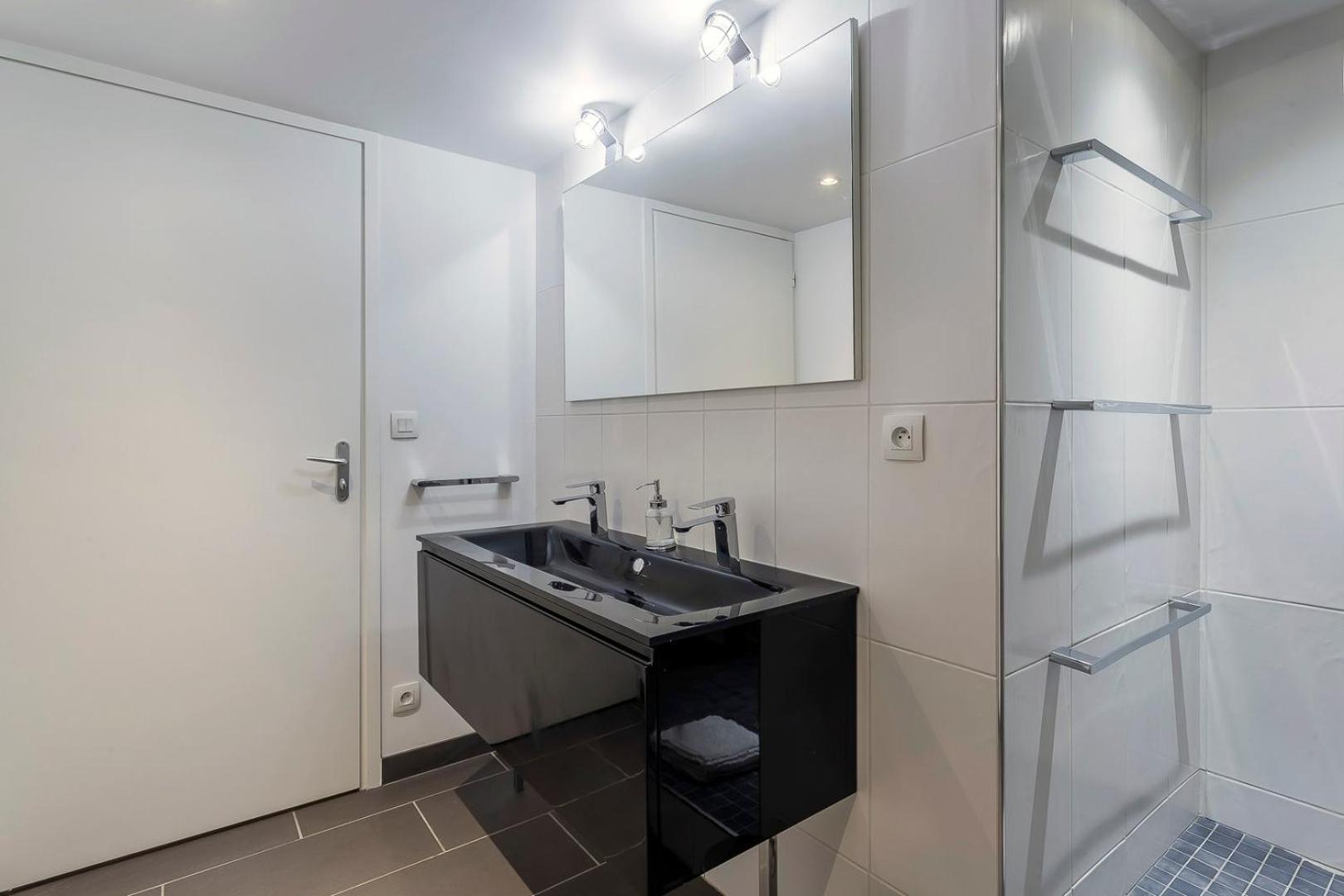 Charlie-Meublee Haut De Gamme-Duplex-260M2-Lyon 1 Buitenkant foto